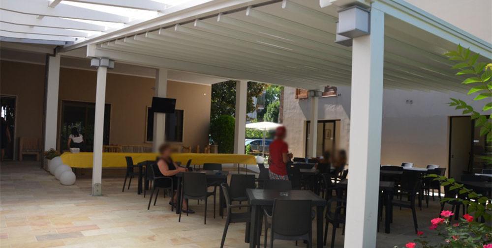 Hotel Trieste سينِغاليا المظهر الخارجي الصورة
